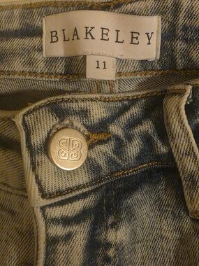 Blakeley Light Wash Denim Jeans - Blue